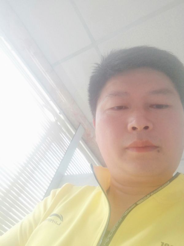 山男的第一张照片--长泰相亲网