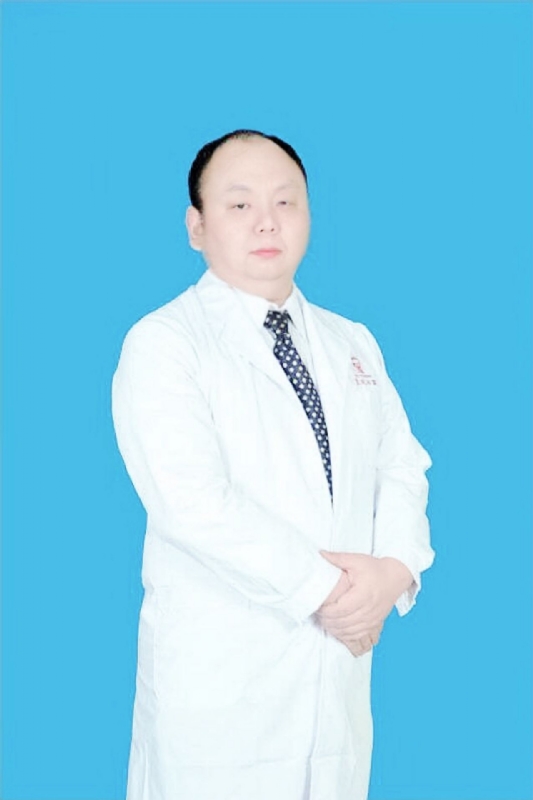 小村医的第一张照片--长泰相亲网