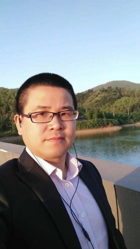 顾律师的第三张照片--长泰相亲网