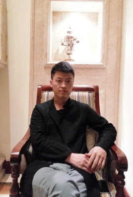 制片人杨亚林的第一张照片--长泰相亲网