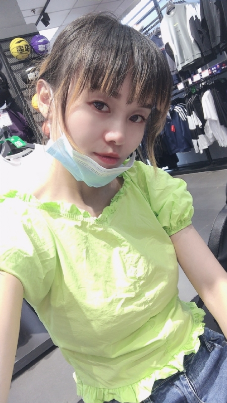 婀娜袅袅的第一张照片--长泰相亲网