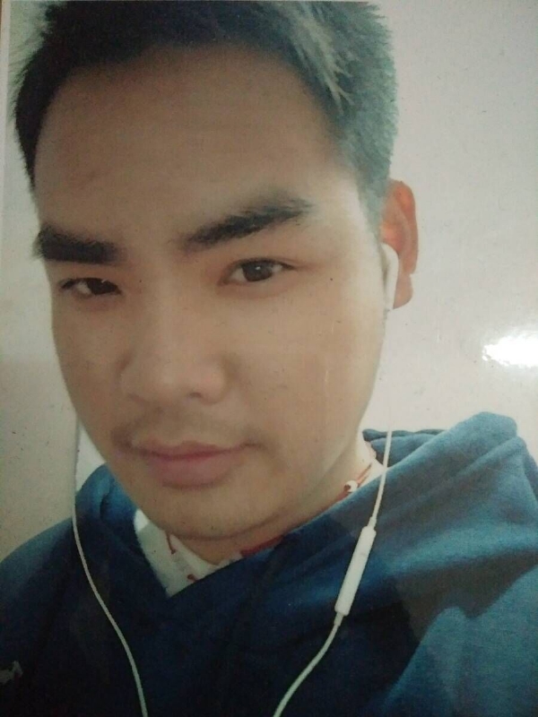 渴望爱的第一张照片--长泰相亲网