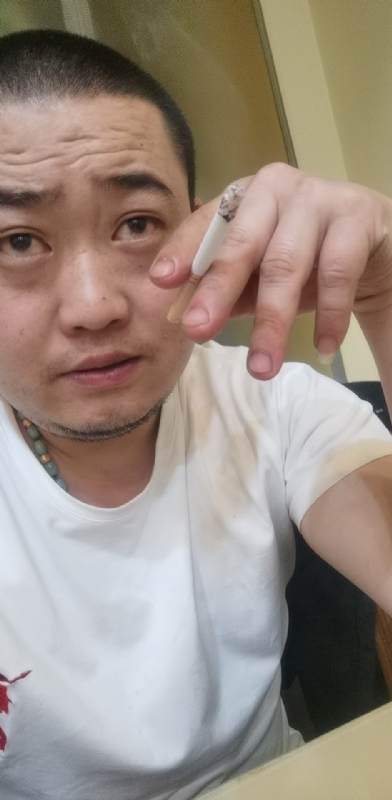 孤独的螃蟹的第一张照片--长泰相亲网