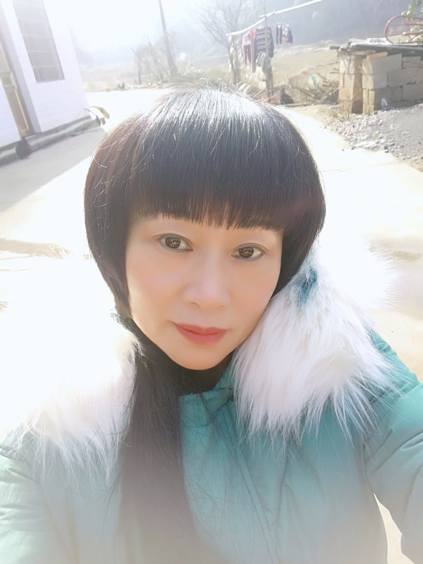 金鱼儿的第一张照片--长泰相亲网