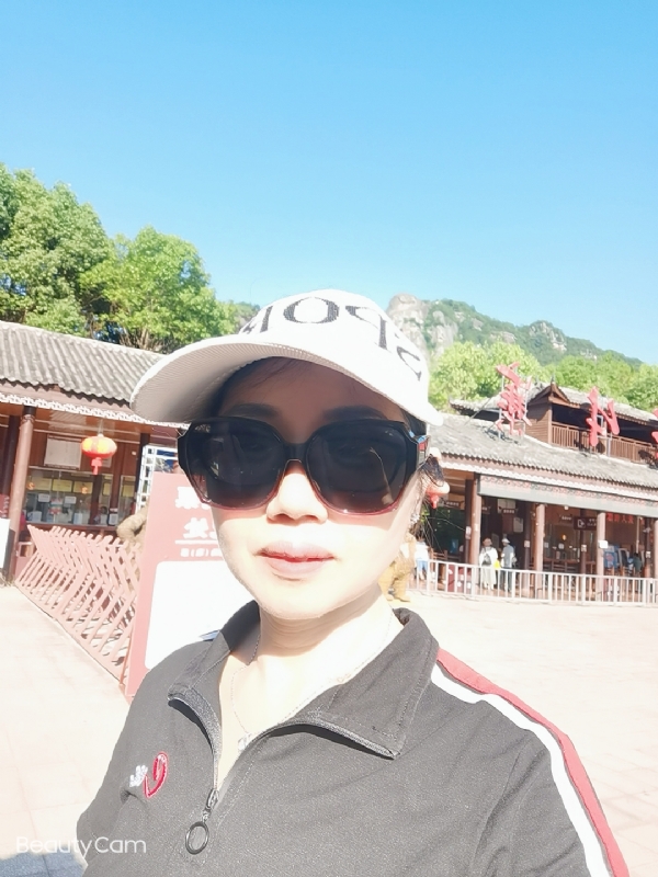 山百合的第一张照片--长泰相亲网