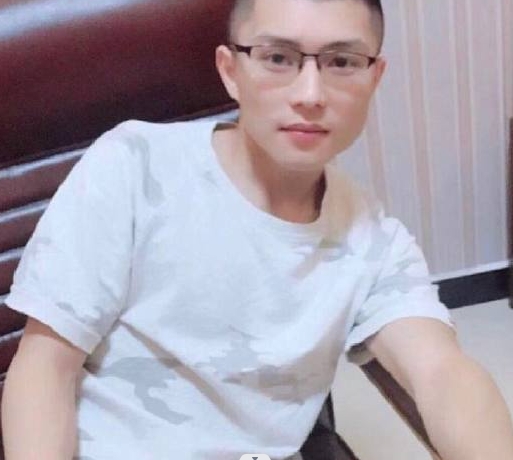辉辉辉的第一张照片--长泰相亲网