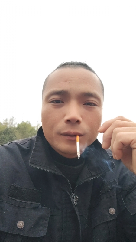 伯爵的第一张照片--长泰相亲网