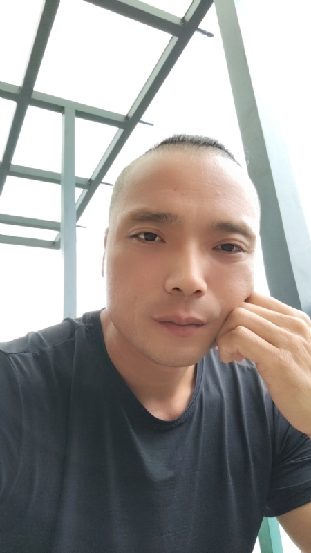 伯爵的第三张照片--长泰相亲网