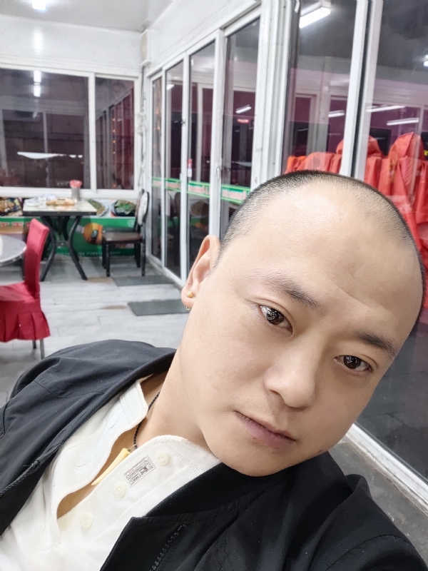 大连相亲的第一张照片--长泰相亲网