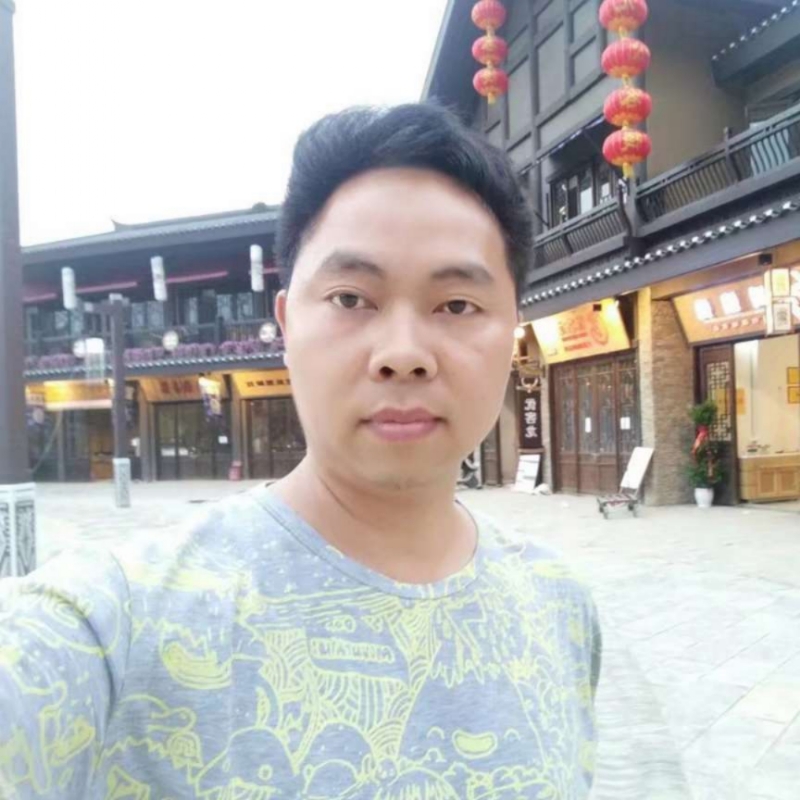 迟来的爱的第一张照片--长泰相亲网