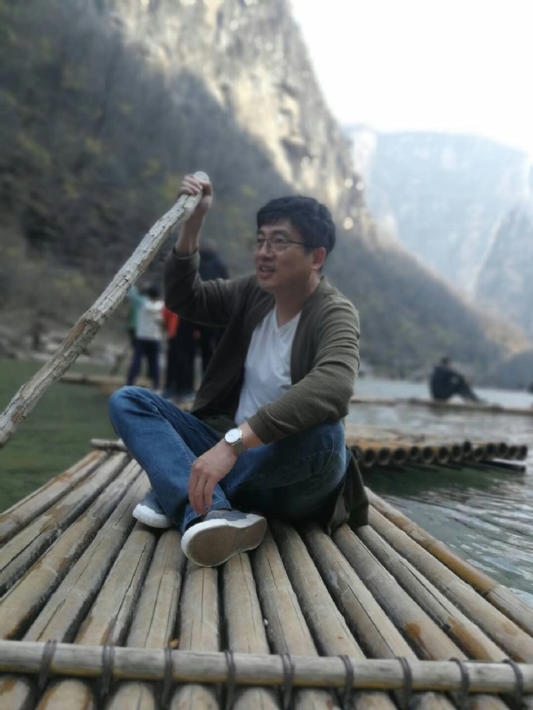 风被吹走了的第一张照片--长泰相亲网
