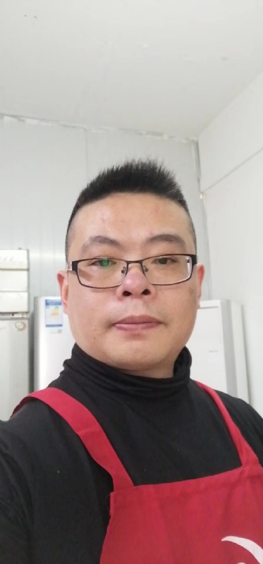 努力奋斗的第一张照片--长泰相亲网