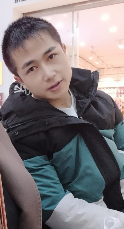 不骄不躁的第一张照片--长泰相亲网
