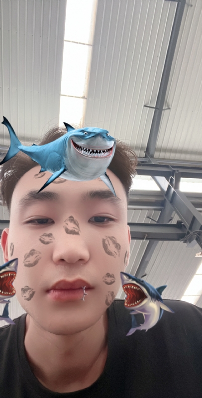 孤独的人的第一张照片--长泰相亲网