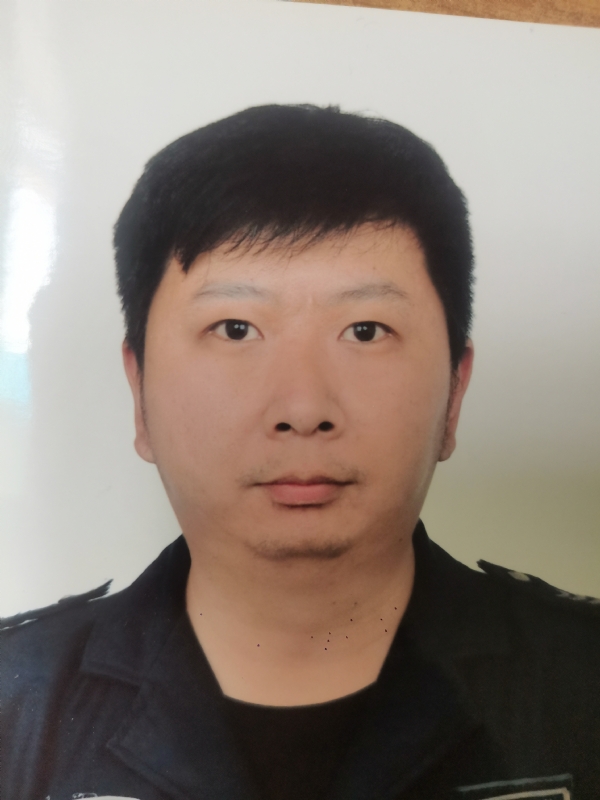 吕嘉的第一张照片--长泰相亲网