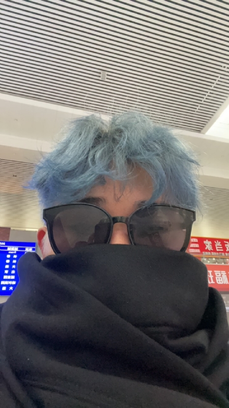 平行线的第二张照片--长泰相亲网