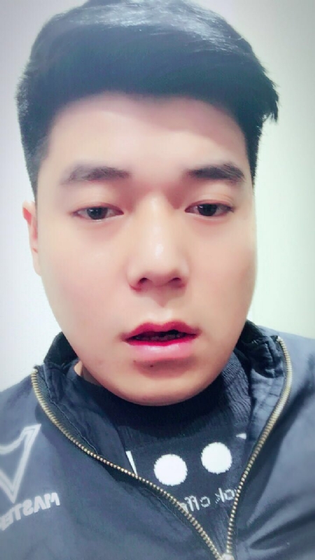 风向决定发型的第一张照片--长泰相亲网