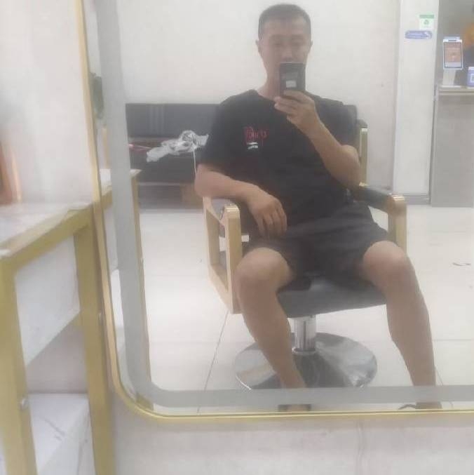 闫杰的第一张照片--长泰相亲网