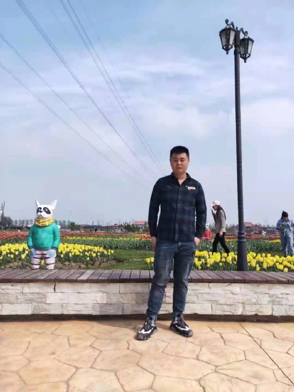 海阔天空的第一张照片--长泰相亲网